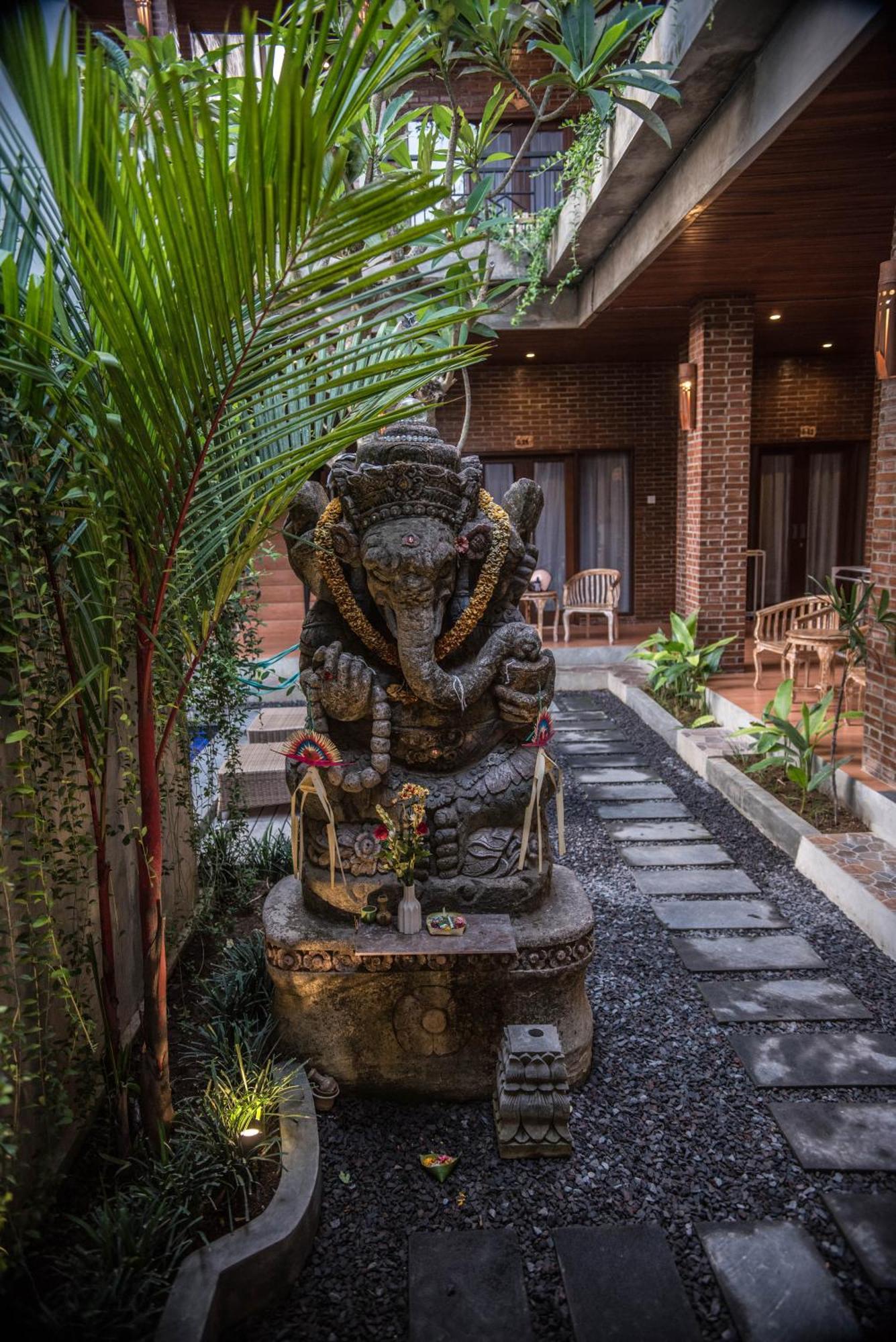 The Ganesha Homestay Canggu Dış mekan fotoğraf